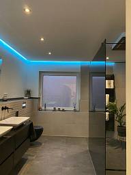 Ein tolles Badezimmersanierungsprojekt ist nun abgeschlossen. Hier hatte der Kunde klare Wünsche mit einer gut gelungener Umsetzung. &nbsp;&copy;&nbsp;Warn Sanitär- u. Heizungsbau GmbH