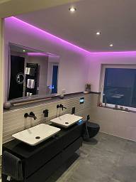 Ein tolles Badezimmersanierungsprojekt ist nun abgeschlossen. Hier hatte der Kunde klare Wünsche mit einer gut gelungener Umsetzung. &nbsp;&copy;&nbsp;Warn Sanitär- u. Heizungsbau GmbH