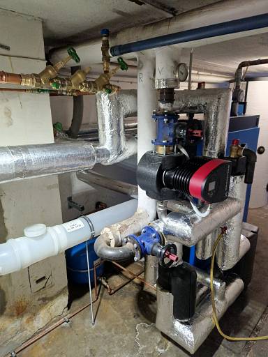 KB372-200 mit Plattenwärmetauscher für Systemtrennung . © Warn Sanitär- u. Heizungsbau GmbH © Warn Sanitär- u. Heizungsbau GmbH